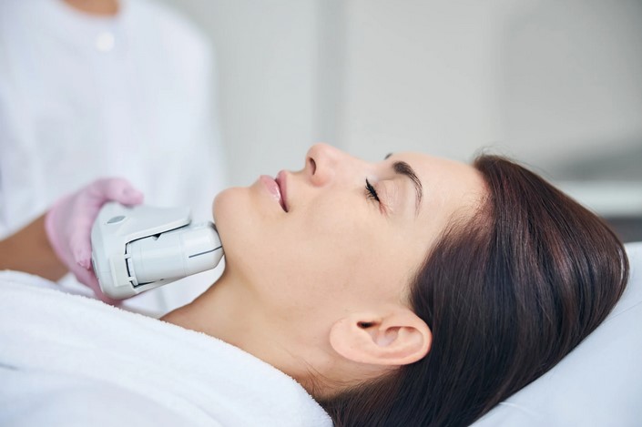 Double Chin Fat Removal: Non-Surgical and Surgical Approaches