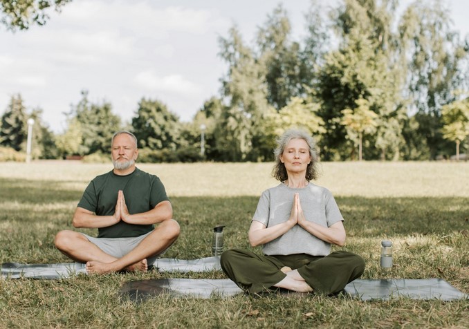 Mindfulness in Relationships: Building Stronger Connections